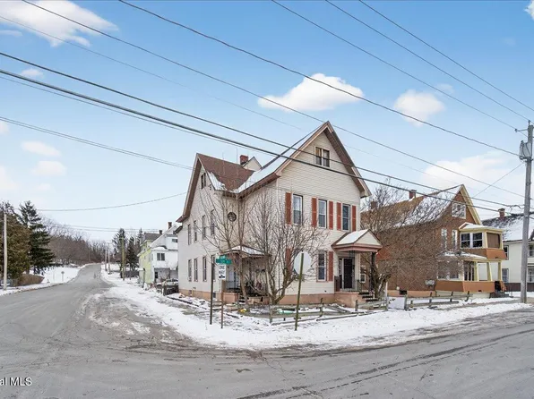 38 Milton Avenue, Amsterdam, NY 12010