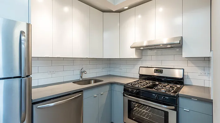 Rented by Nooklyn NYC LLC | media 7