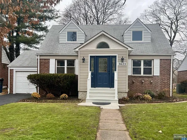 36 Garden View Ter #23, Fair Lawn, NJ 07410