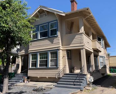 215 E Vine St, Stockton, CA, 95202