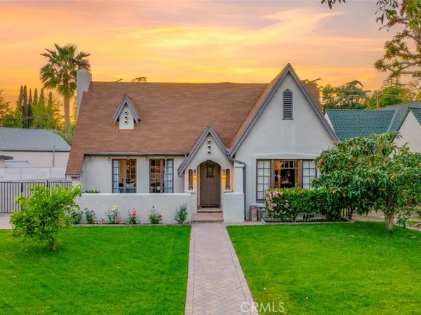 1105 Viscano Dr, Glendale, CA 91207