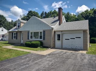 227 Fay Park Dr, North Syracuse, NY 13212
