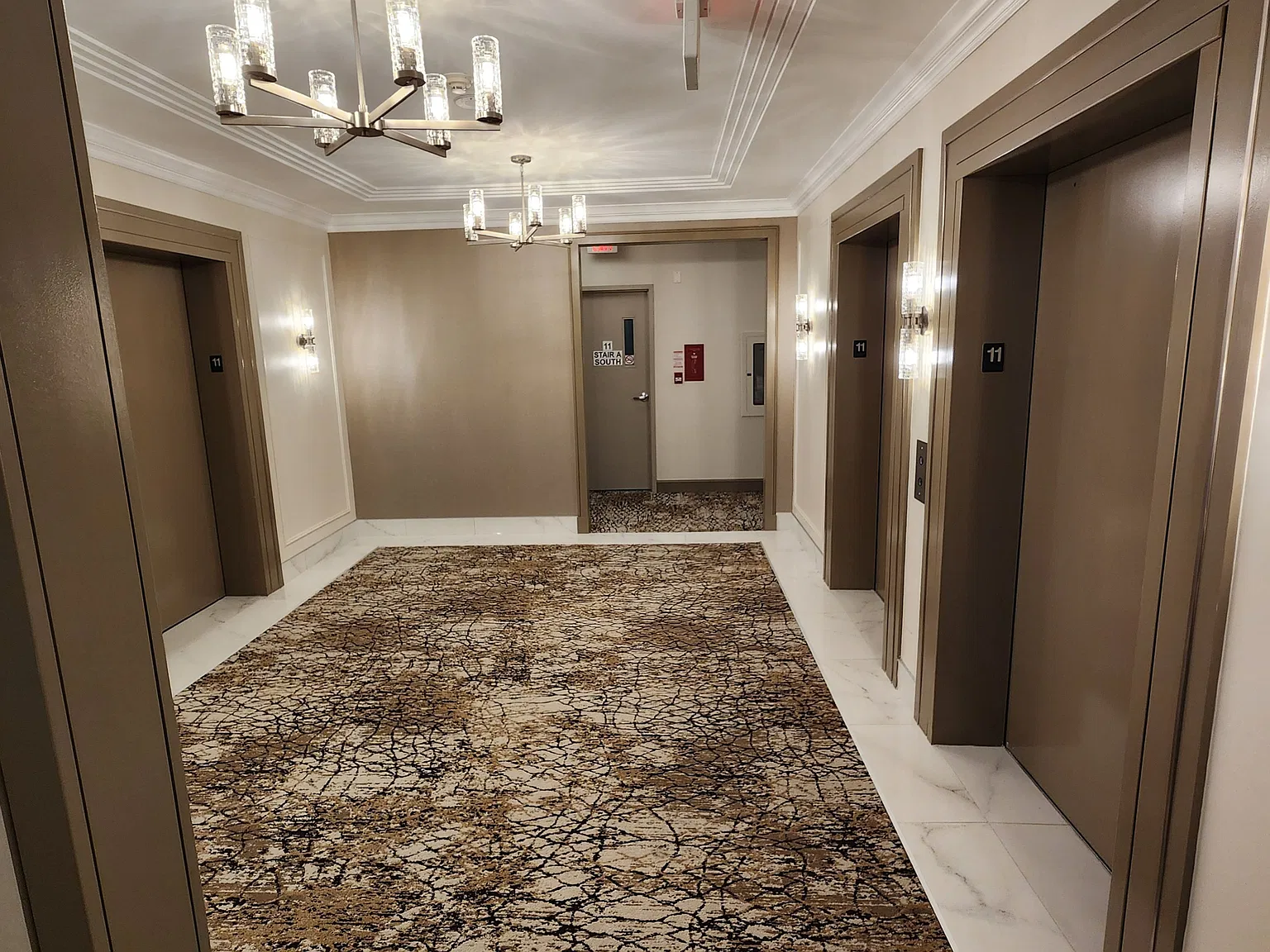 Rosewood — Photo 3