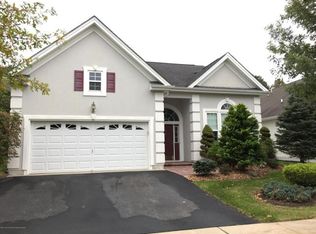 35 Hartack Rd, Manalapan, NJ 07726