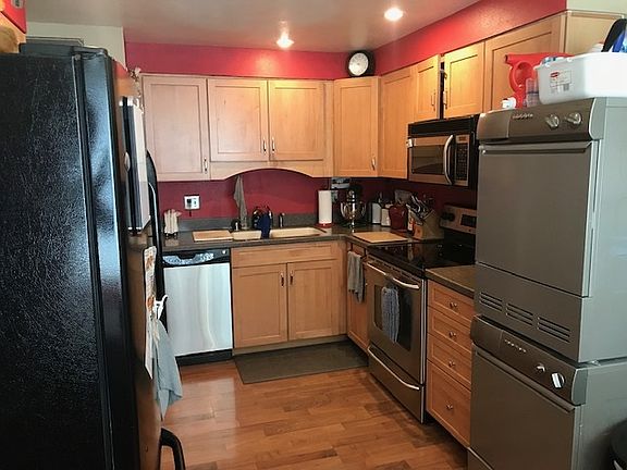 4th image of 1823 W Northridge Ct APT 37