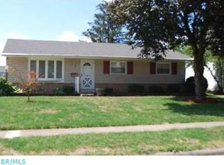 1307 Boxwood Dr, Columbus, OH 43229