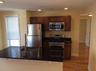 10 Jay St #13, Somerville, MA 02144
