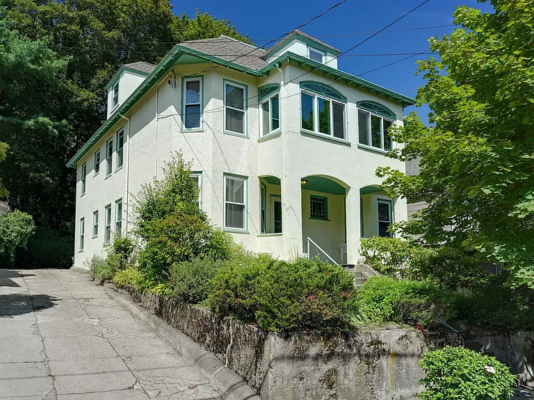 79 Bartlett Ave #79 — Photo 1