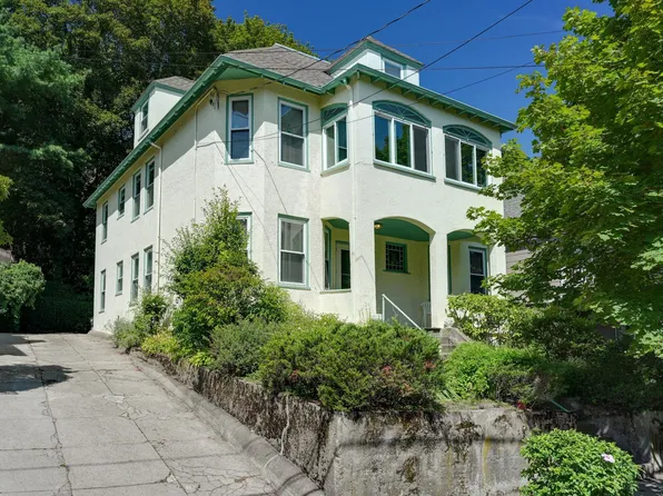 79 Bartlett Ave #79, Arlington, MA 02476