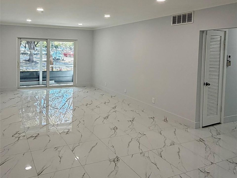 1st image of 2250 NE 66th Street #1504