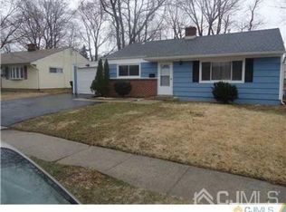 10 Comstock Rd, Edison, NJ 08817