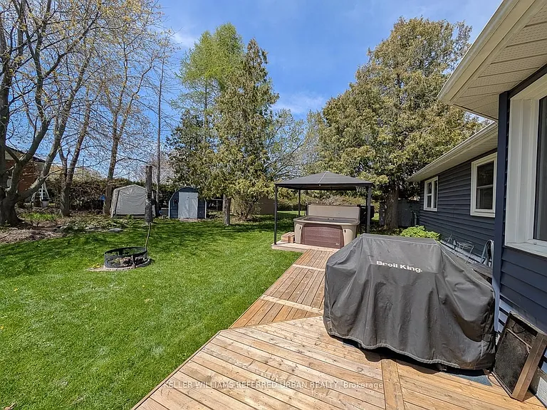222 Aldred Dr — Photo 18