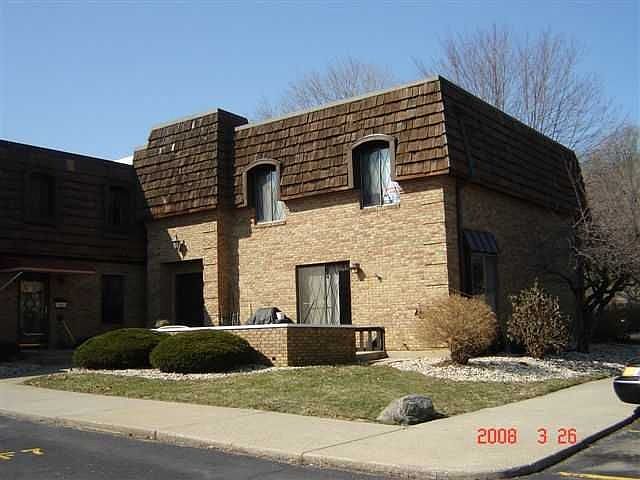 1st image of 625 Country Club Dr APT F11