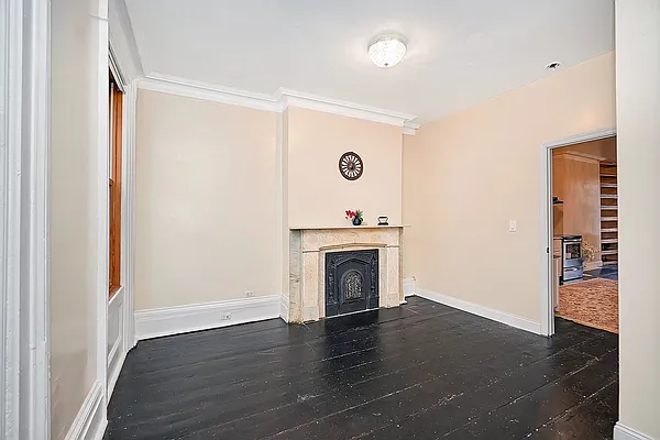 Rented by Compass | media 30