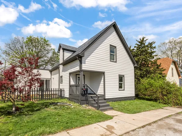 412 N Park St, Lebanon, IN 46052