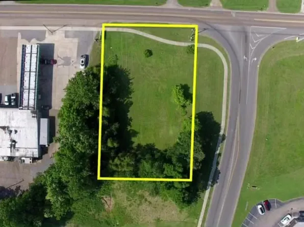 195 Munford Ave, Munford, TN 38058