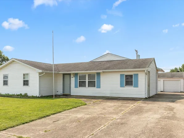 607 Sunset Dr, Edinburgh, IN 46124