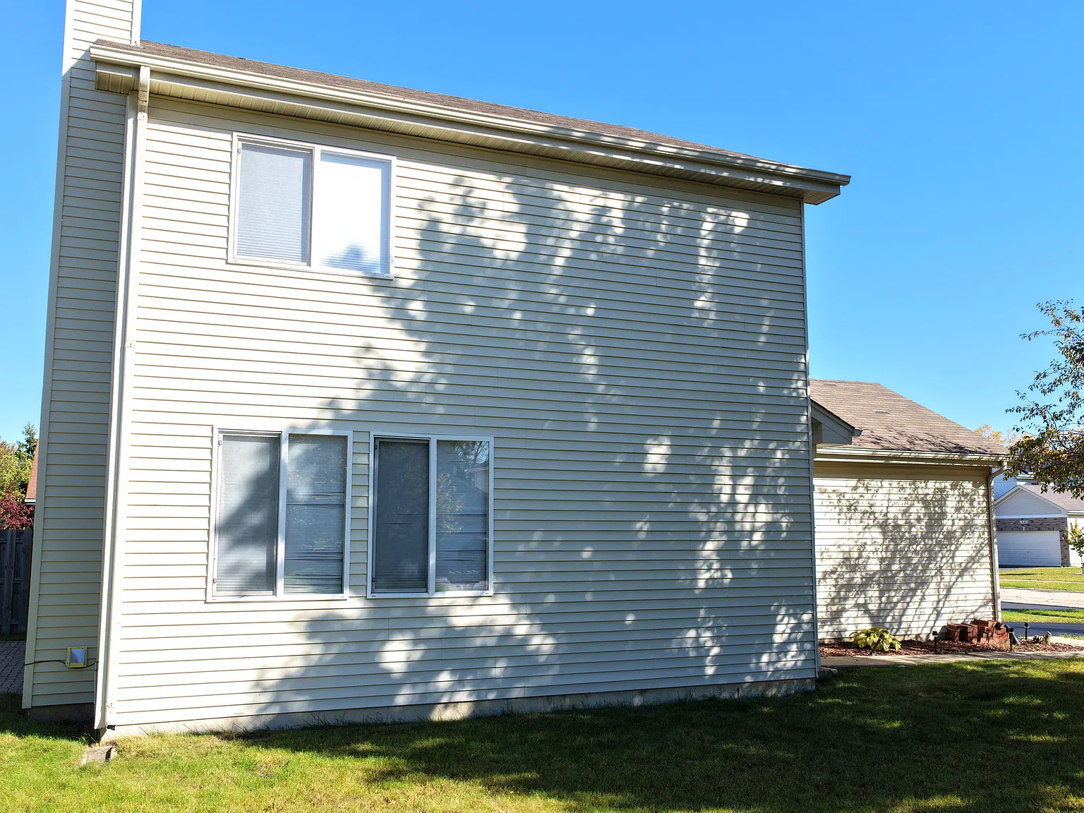 2 bed, 2.5 bath, 1488 sqft, $2,499 — Photo 2