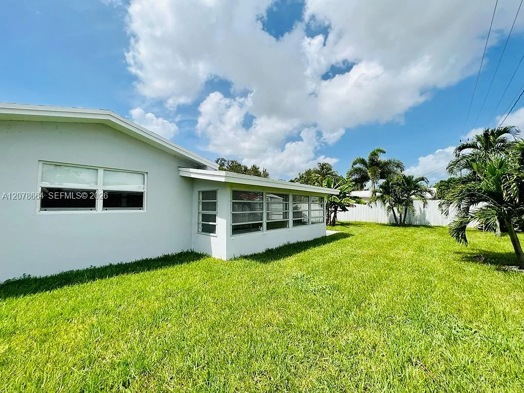 Coral Ridge Add — Photo 4