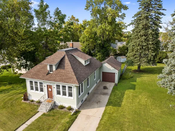 106 W Nokomis St, Osakis, MN 56360