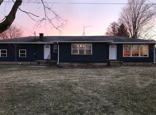 11364 S East County Line Rd, Carson City, MI 48811