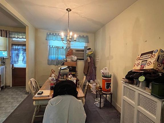 3rd image of 2313 Buckius St
