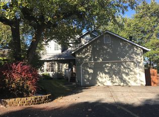 6825 SW 53rd Ave, Portland, OR 97219