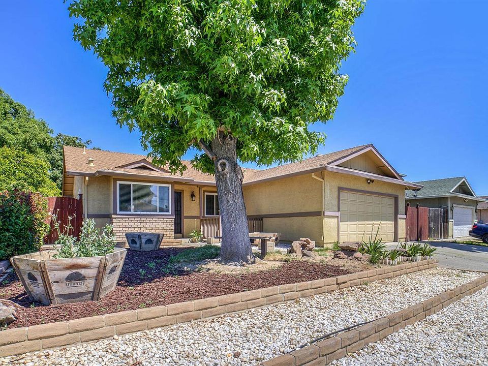 1st image of 8109 Steinbeck Way
