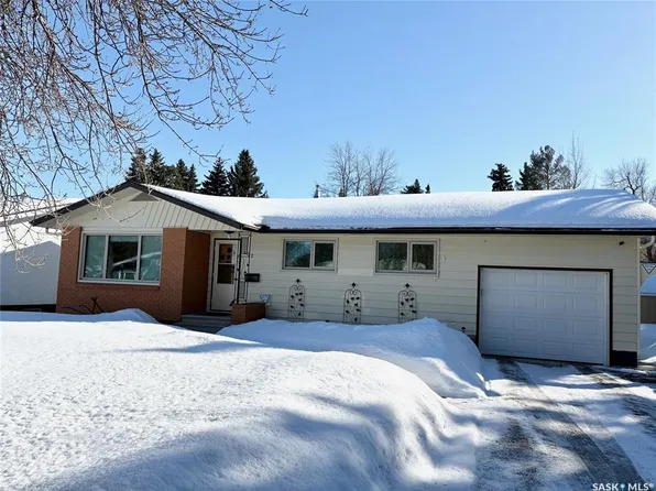 452 Mountview ROAD, Yorkton, SK S3N 2L3