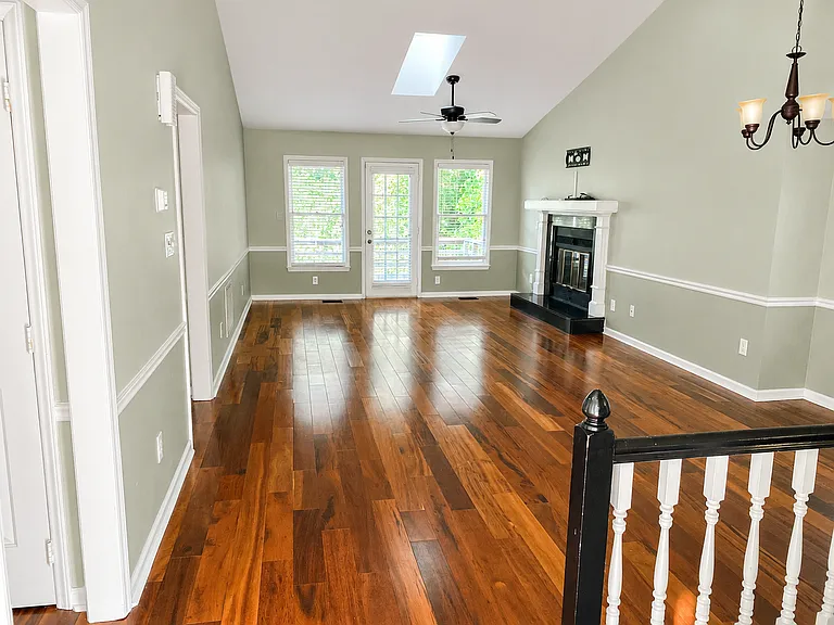 1418 Mapleside Ct — Photo 7