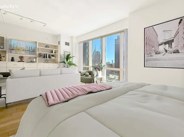 350 W 42nd St APT 15H, New York, NY 10036