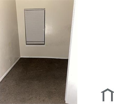 3rd image of 230 N Pine Ave #2E