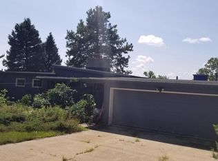 18427 N Shore Rd, Spring Lake, MI 49456