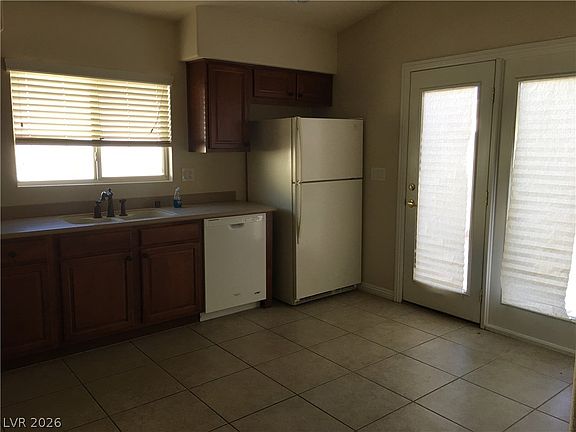 4th image of 1040 Appleblossom Time Ave