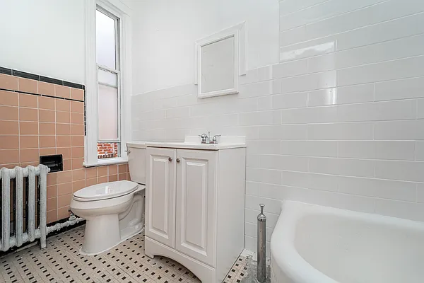 Rented by Modern Spaces | media 29