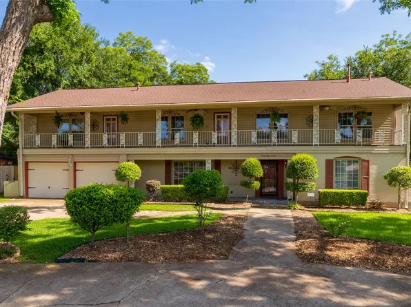 3809 Diamond Loch W, North Richland Hills, TX 76180