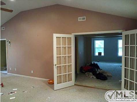 2nd image of 3 Aspen Ct