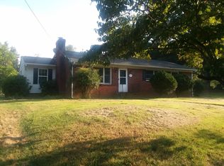 175 Sanford Dr, Fredericksburg, VA 22406