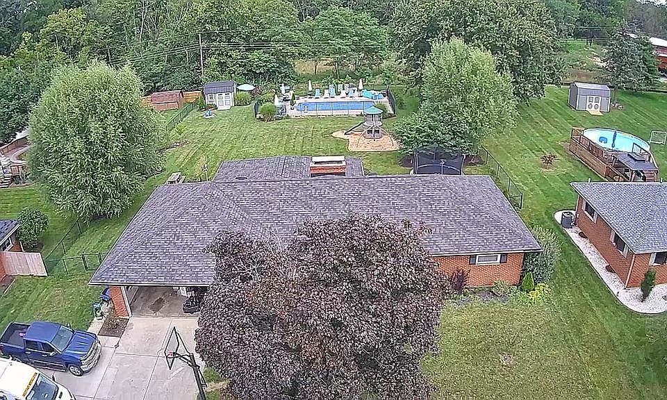 2nd image of 3171 Malina Ave