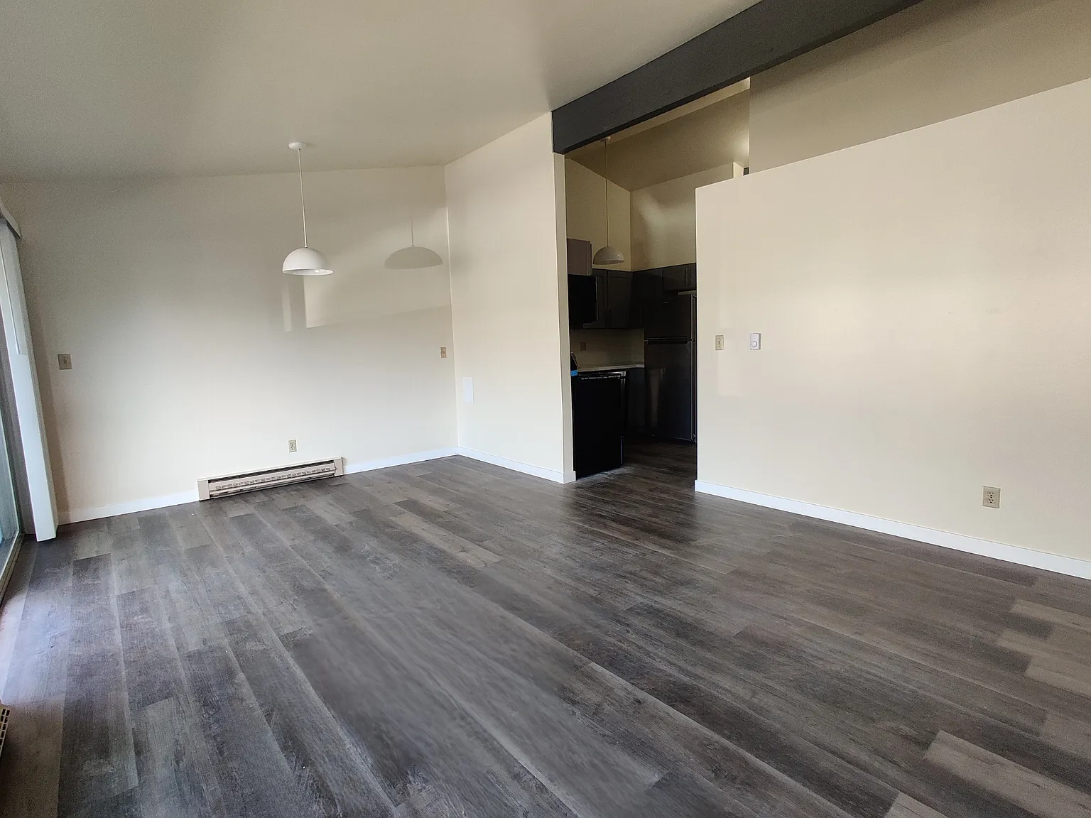 1 bed, 500 sqft, $1,399 — Photo 2