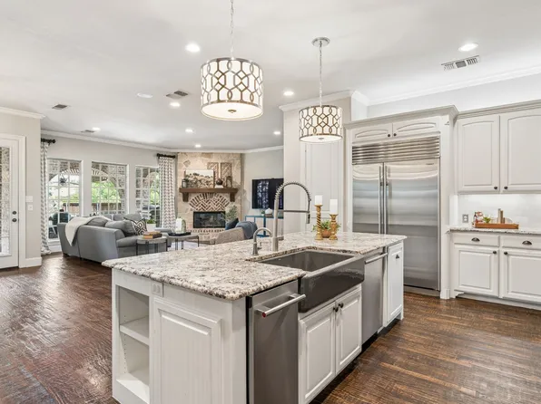 2601 Sir Castor Ct, The Colony, TX 75056