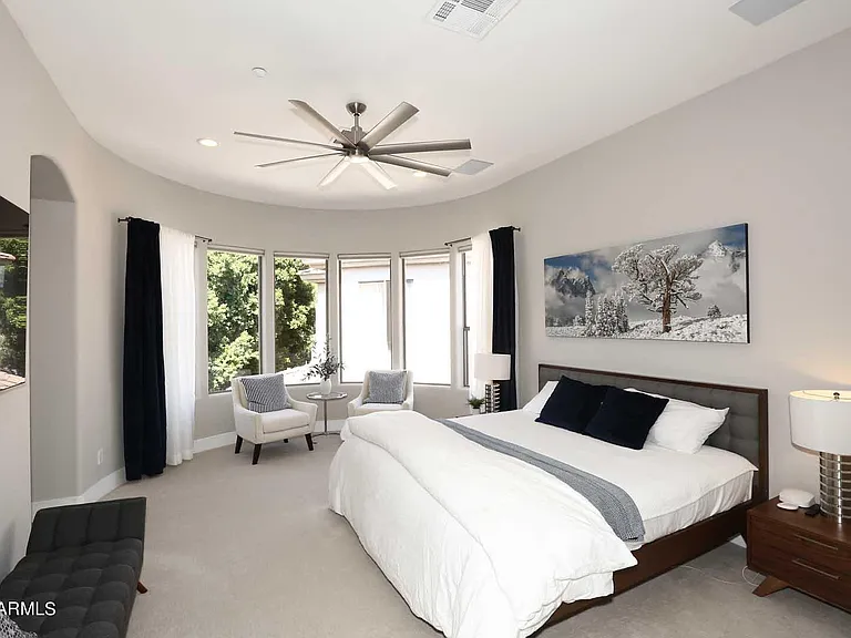 7305 E Del Acero Dr — Photo 3