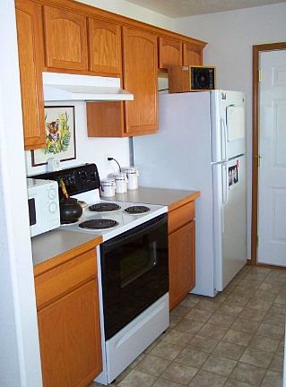 5th image of 13820 W 12th