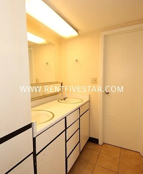 809 S 4th Ave #22 — Photo 7