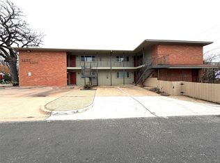 1407 W 39th 1/2 St APT 202, Austin, TX 78756