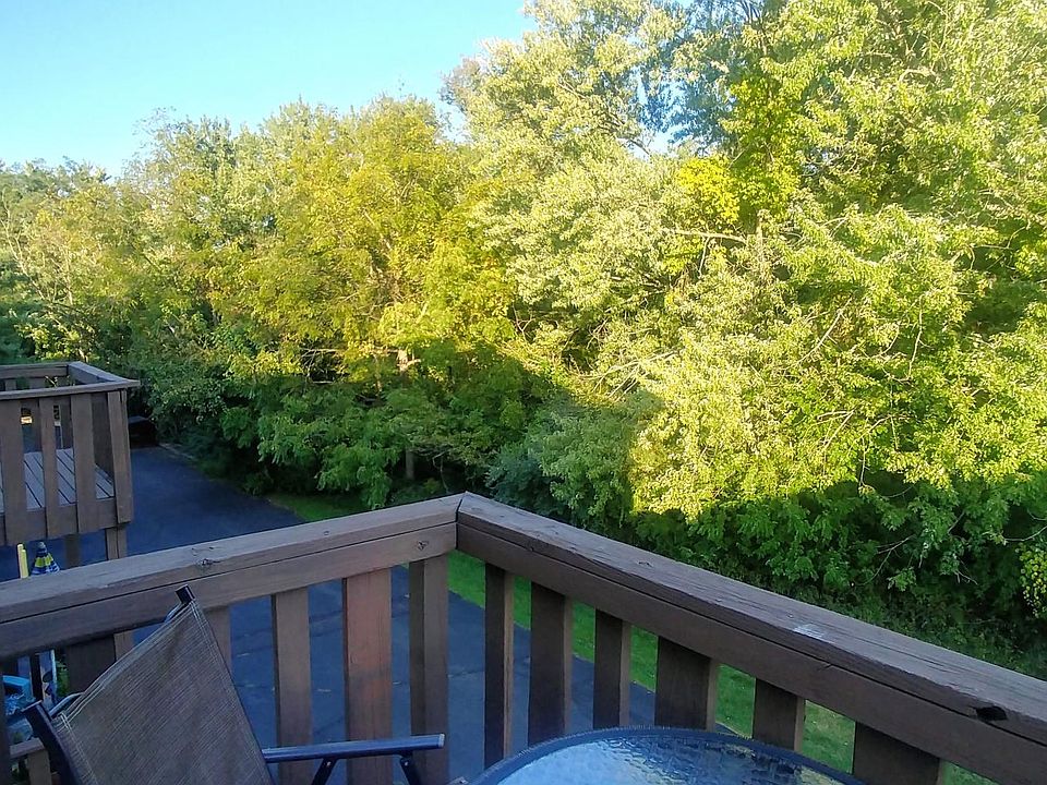 1st image of 717 Willow St APT 2B