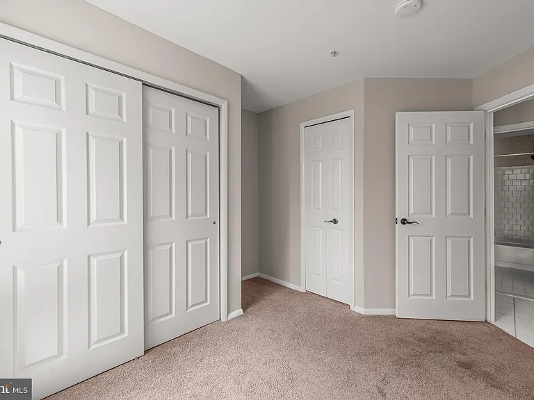 7648 Stony Creek Ln — Photo 20