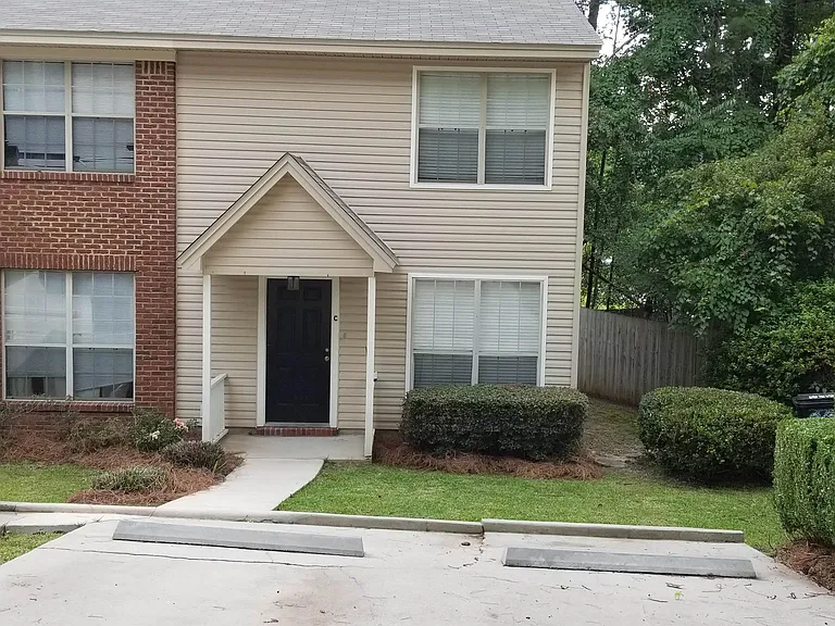 3724 Donovan Dr #C — Photo 2