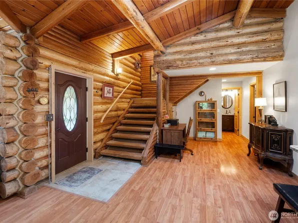 8007 Locust Avenue E, Bonney Lake, WA 98391