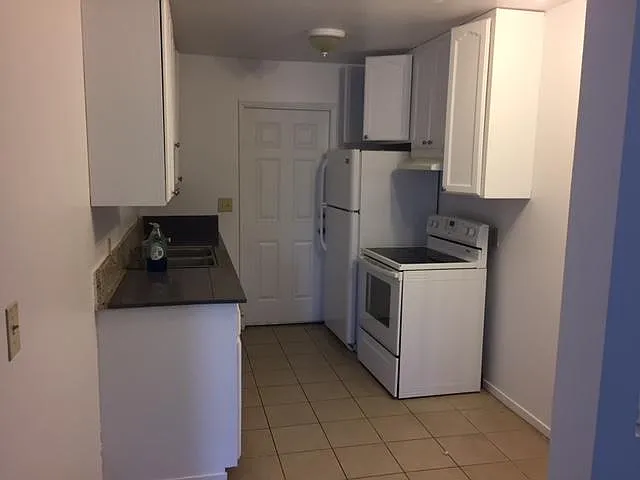 2117 W Princeton Ave — Photo 3